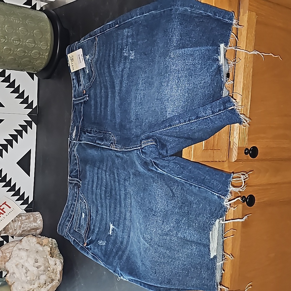 Terra & sky high rise destructed hem bermuda denim jean shorts 20w